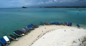 3DAYS AMAZING BELITUNG ISLAND  PANTAI LASKAR PELANGI BY SRIWIJAYA AIR  SUPER AIR JET