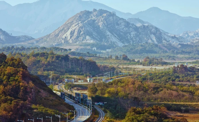 Korea 4DAYS SEOUL & DMZ TOUR 1 ~blog/2025/6/4/foto_objek_wisata_20250604_092229_0001